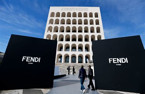 durata mostra fendi roma|FENDI .